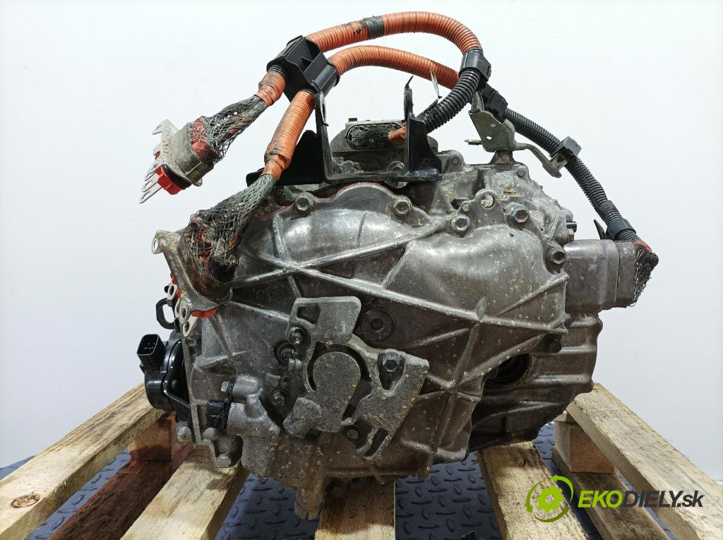 Toyota Prius 2013 prevodovka automatická CVT