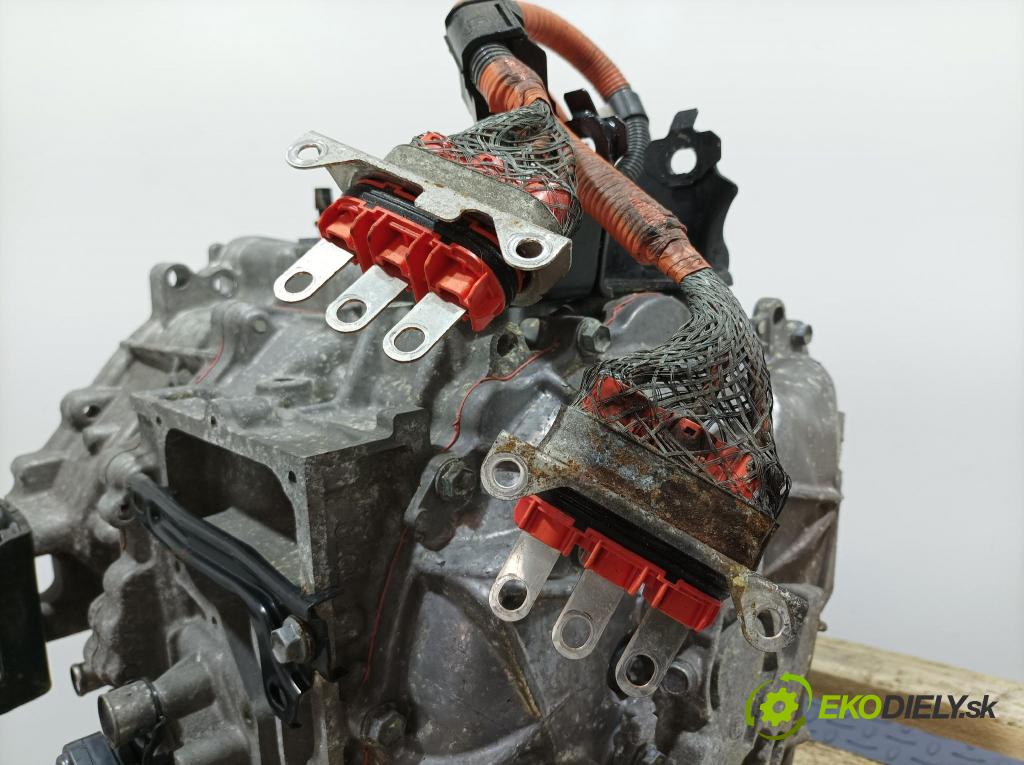 Toyota Prius 2013 prevodovka automatická CVT