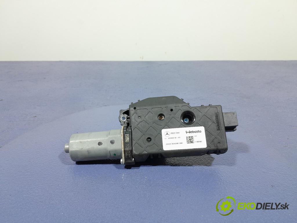 Mercedes S-klasa 2021 Střešní okno: A2239007702