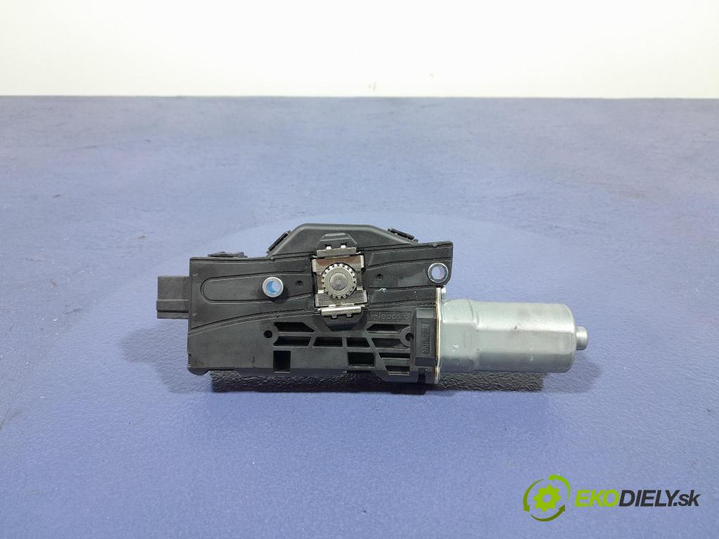 Mercedes S-klasa 2021 Střešní okno: A2239003519