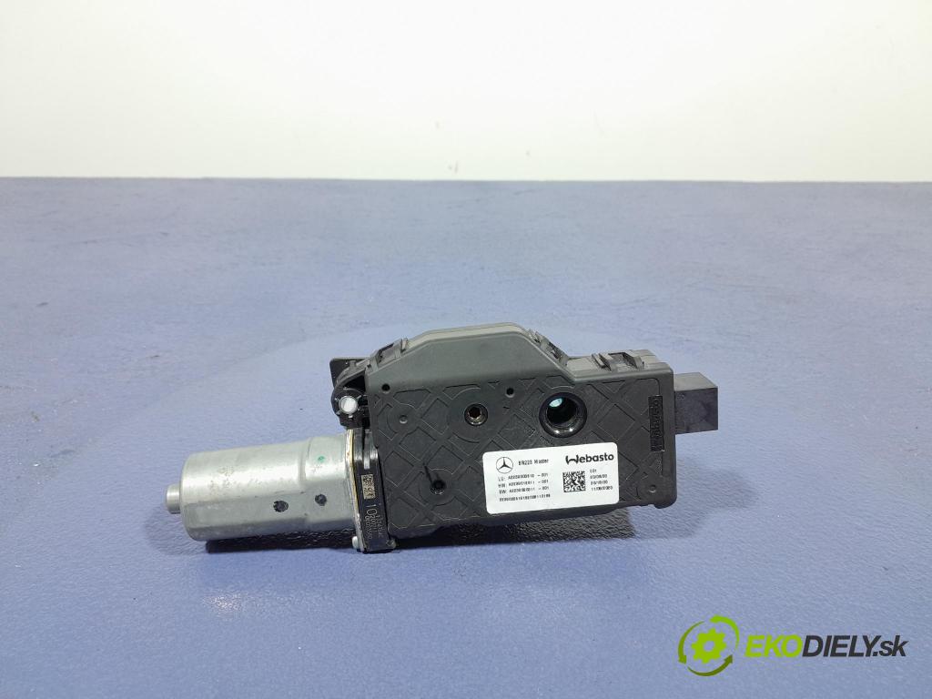 Mercedes S-klasa 2021 Střešní okno: A2239003519