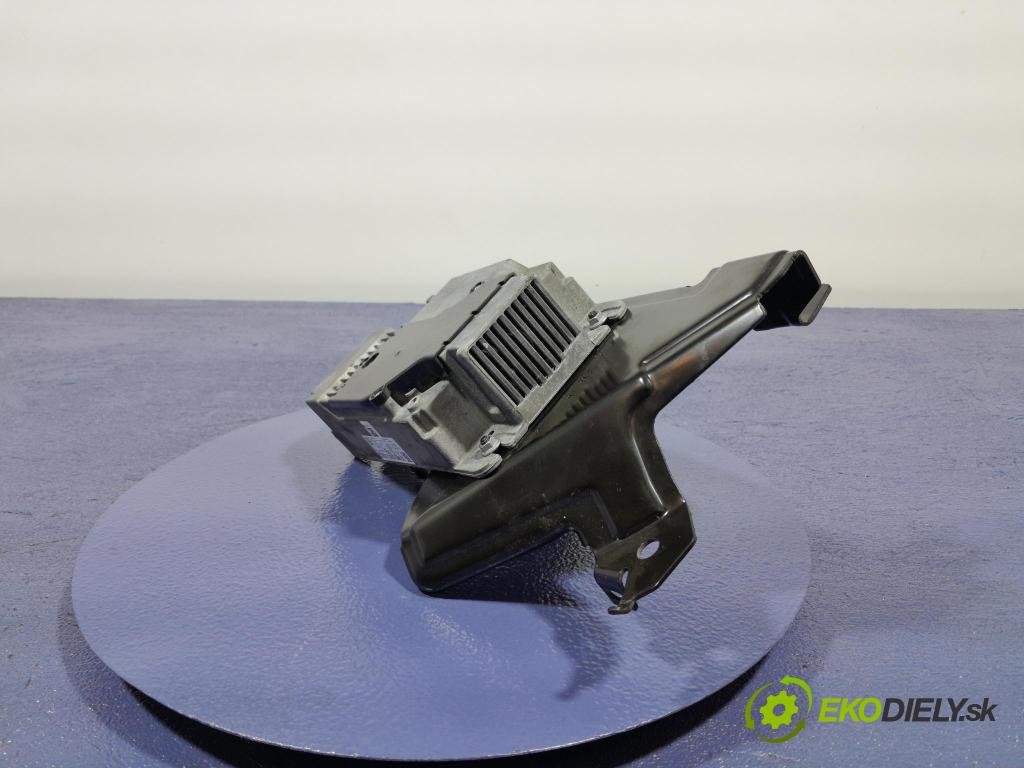 Bmw X5 2020 Zesilovač: 5A2D564