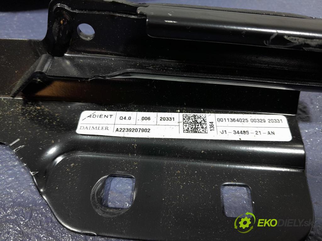 Mercedes S-klasa 2021 Sedadlo zadní A2239207902