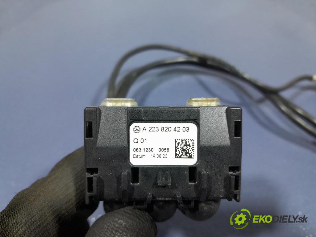 Mercedes S-klasa 2021 instalace Elektrický: A2238204203