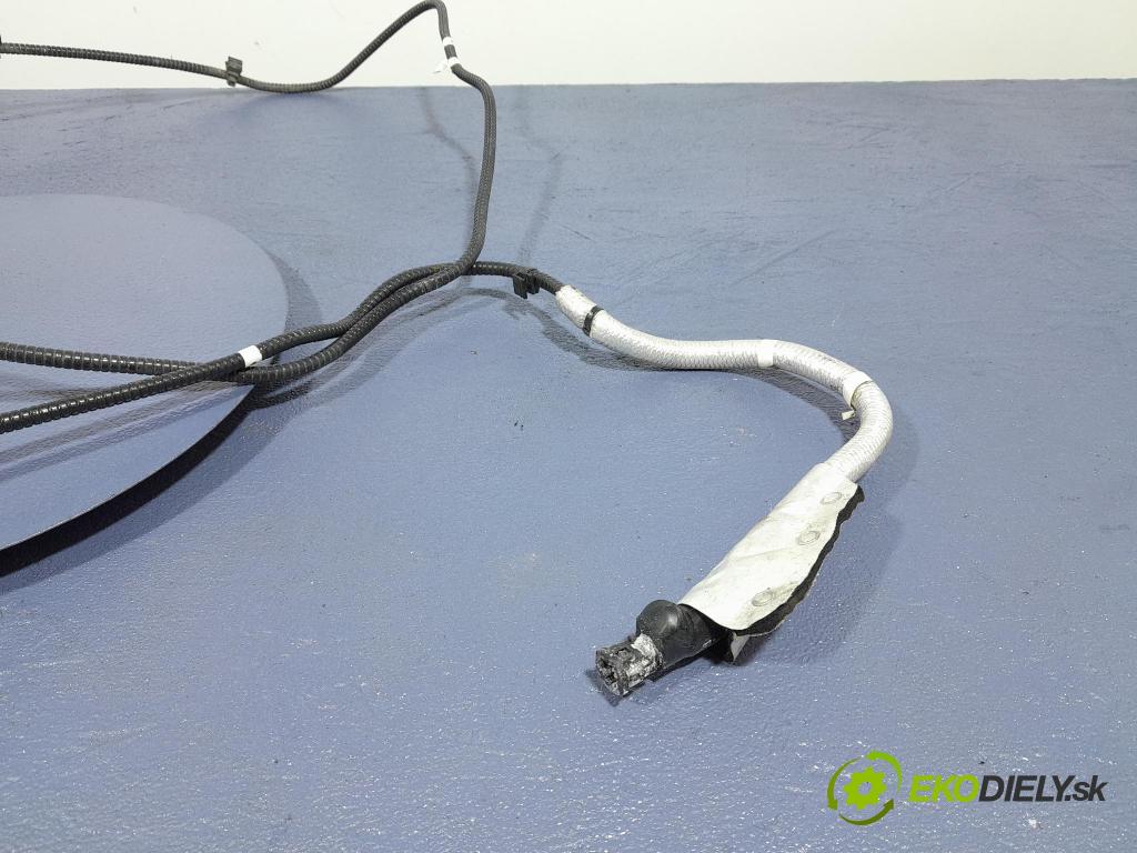 Bmw X5 2020 trubka Paliva: 7440017