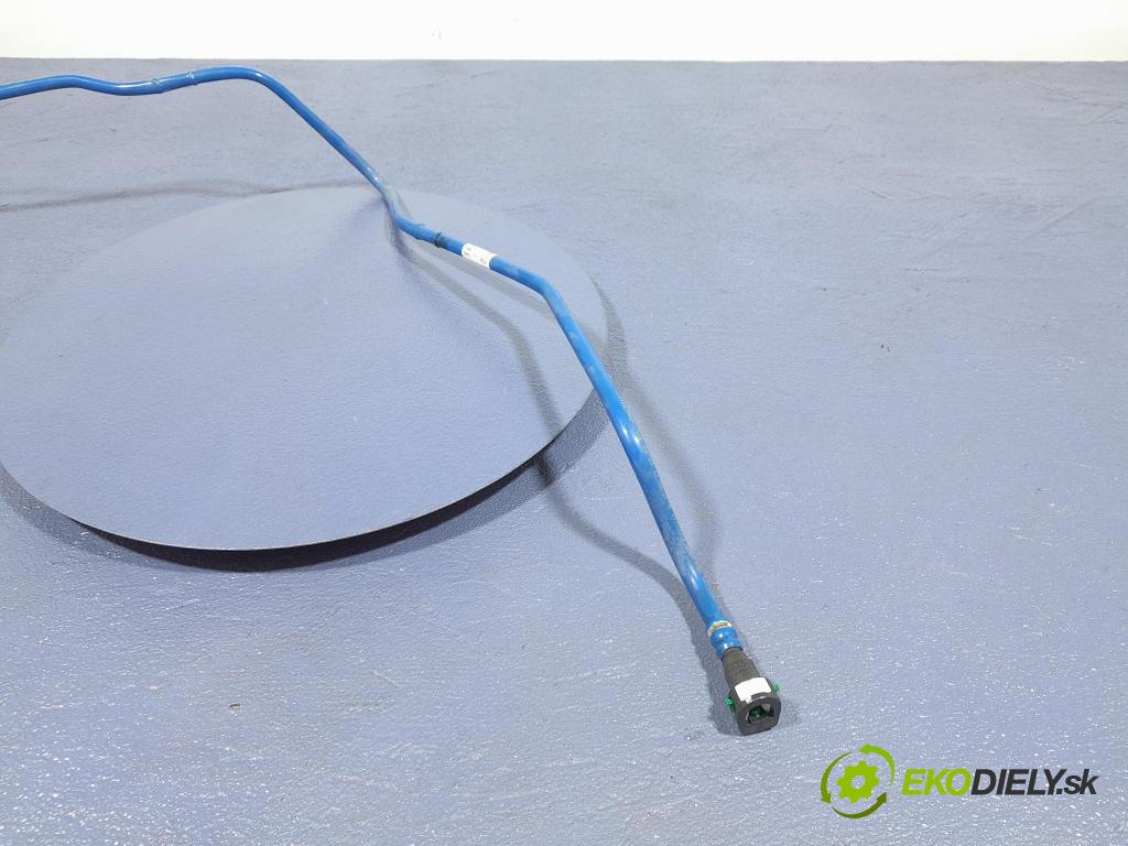 Bmw X5 2020 trubka Paliva: 7439951