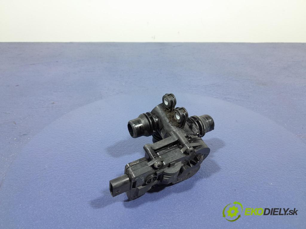 Mercedes S-klasa 2021 trubka Chladič: A0005061300