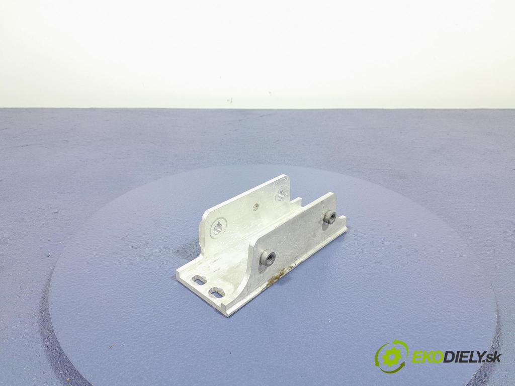 Mercedes S-klasa 2021 výztuha Čelní / stěna Přední A2236206100