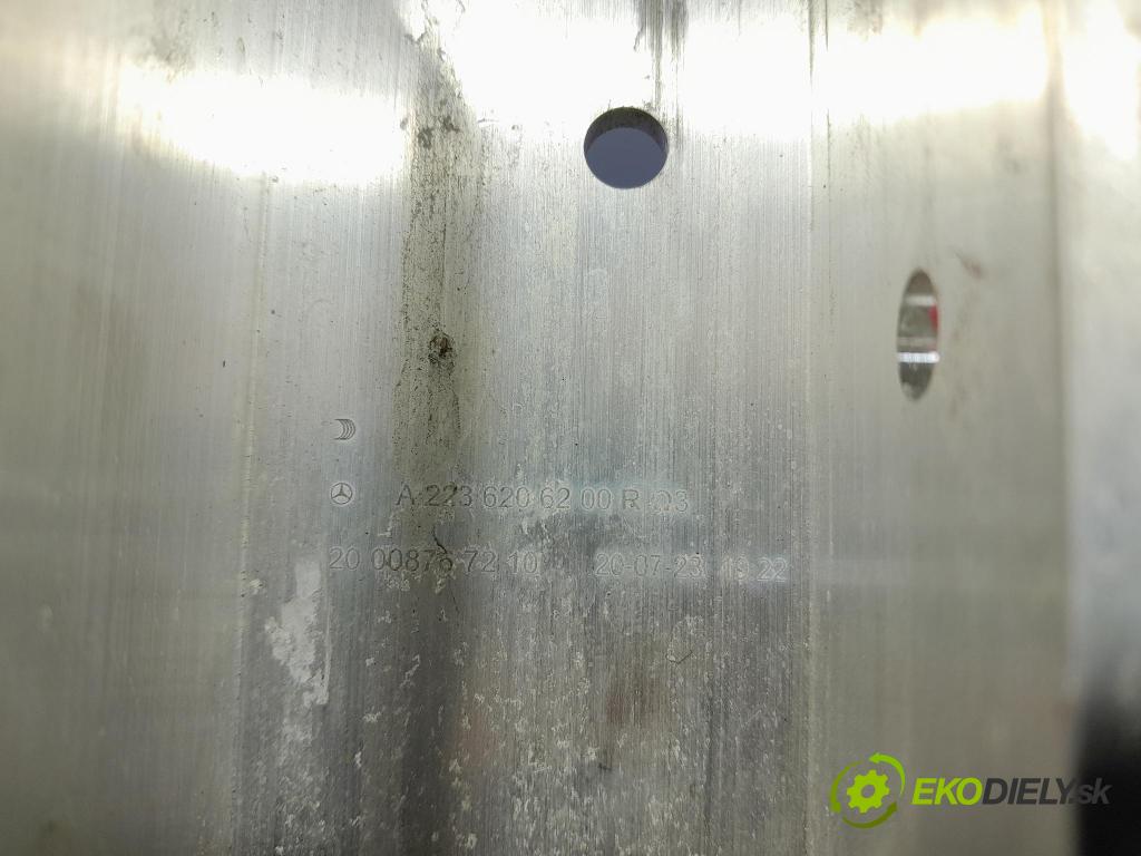 Mercedes S-klasa 2021 výztuha Čelní / stěna Přední A2236206200