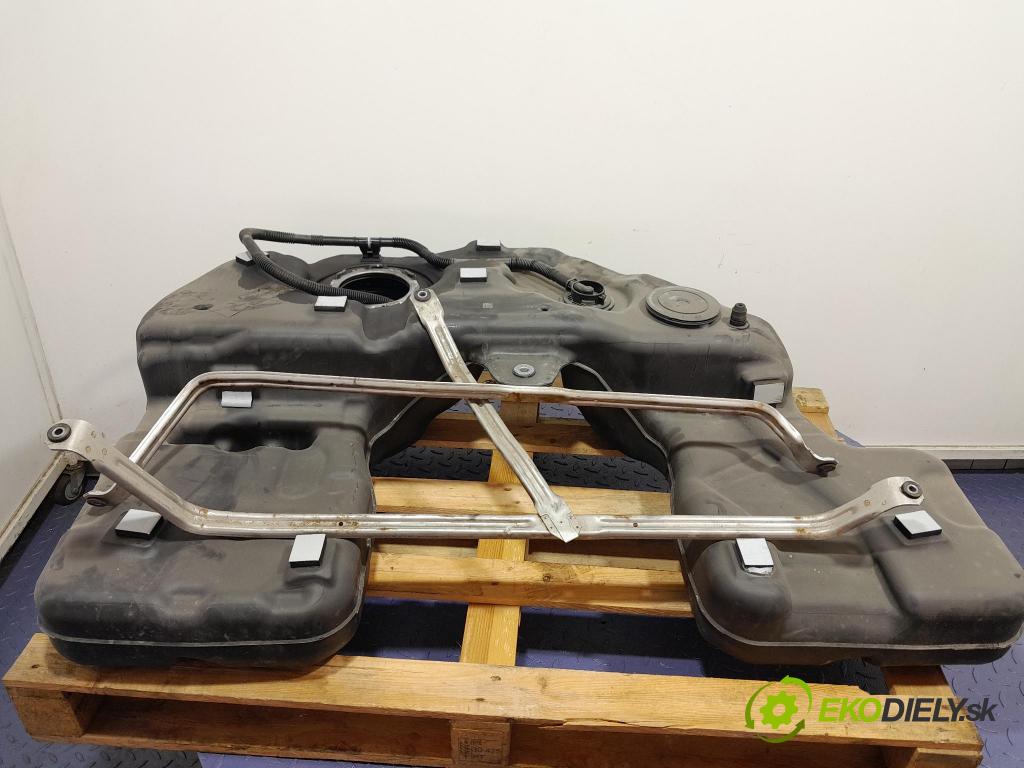 Bmw X5 2020 Nádrž: paliva 9454868