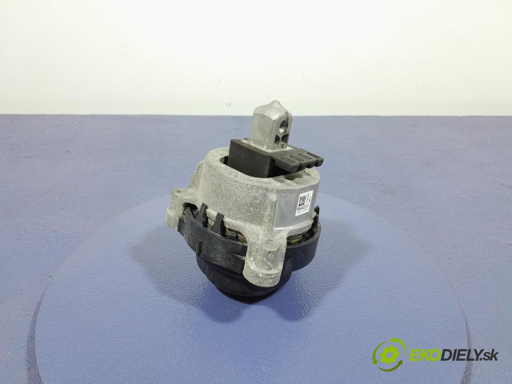 Bmw X5 2020 Polštář/ Tlapka: Motor: 9844522