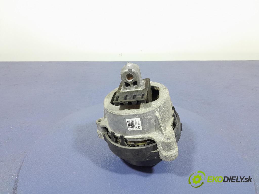 Bmw X5 2020 Polštář/ Tlapka: Motor: 9844521