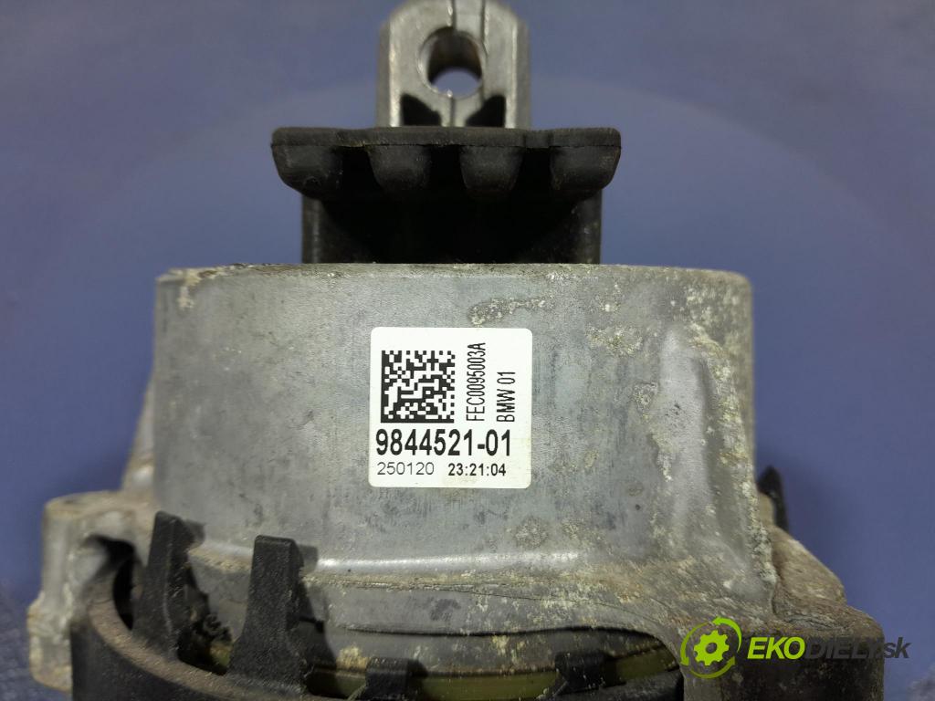 Bmw X5 2020 Polštář/ Tlapka: Motor: 9844521