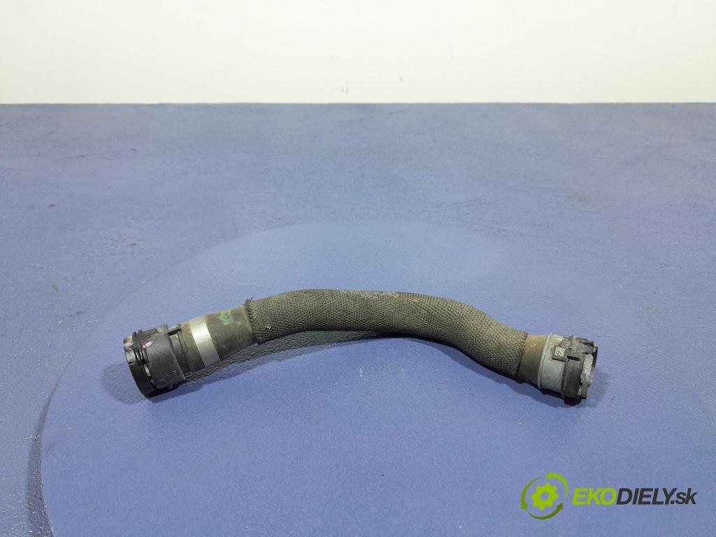 Mercedes S-klasa 2021 trubka Chladič: A2235011401