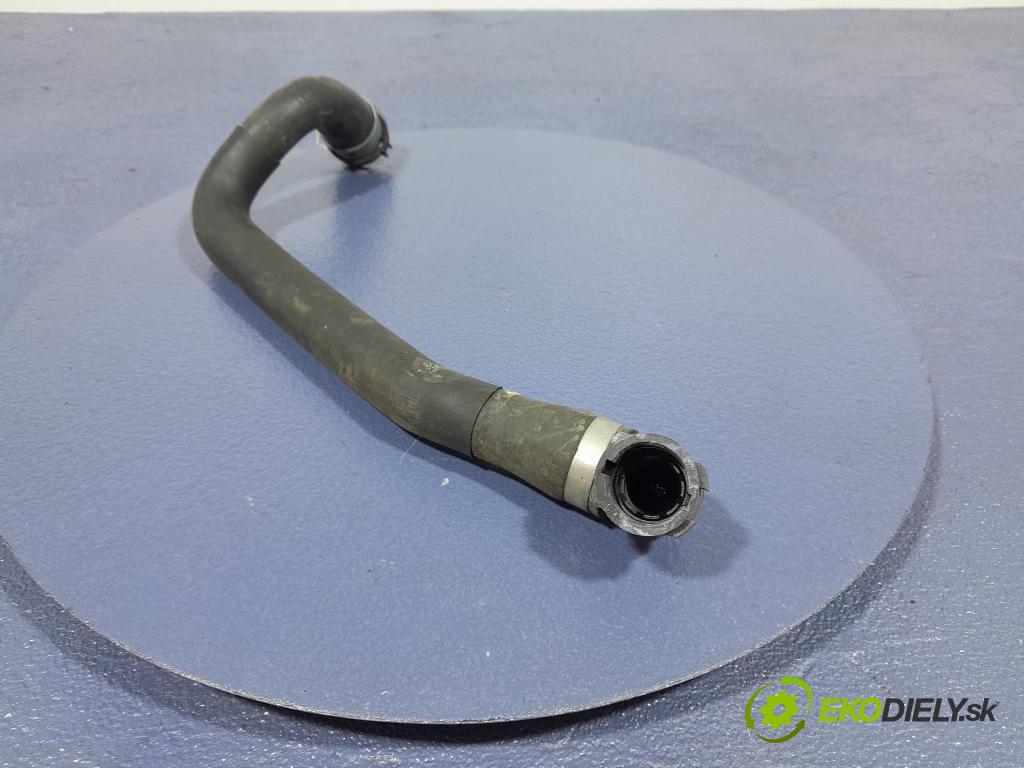 Mercedes S-klasa 2021 rúrka Chladič: