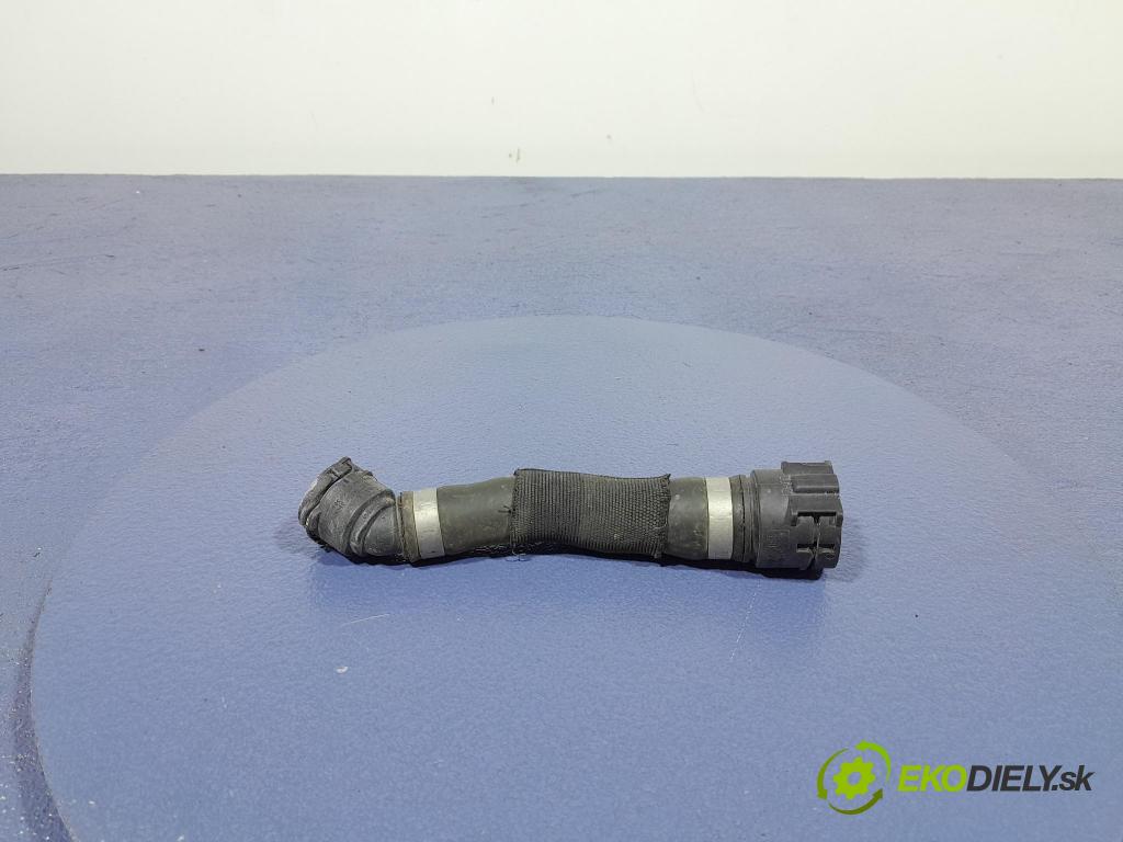 Mercedes S-klasa 2021 rúrka Chladič: