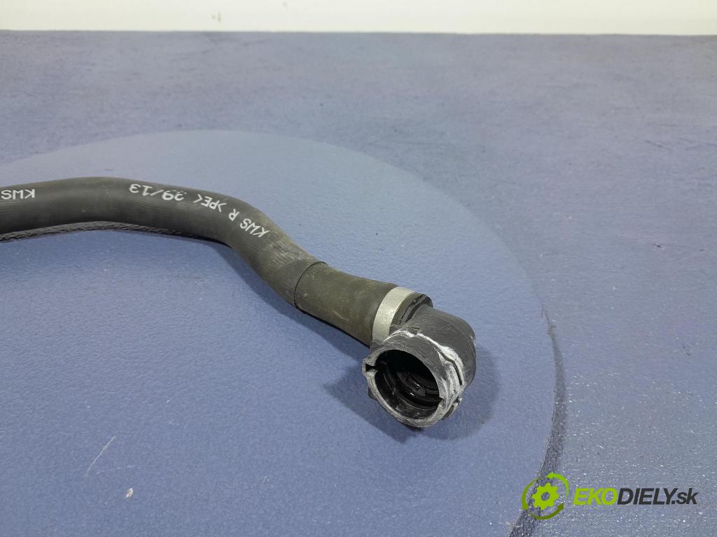 Mercedes S-klasa 2021 rúrka Chladič: 