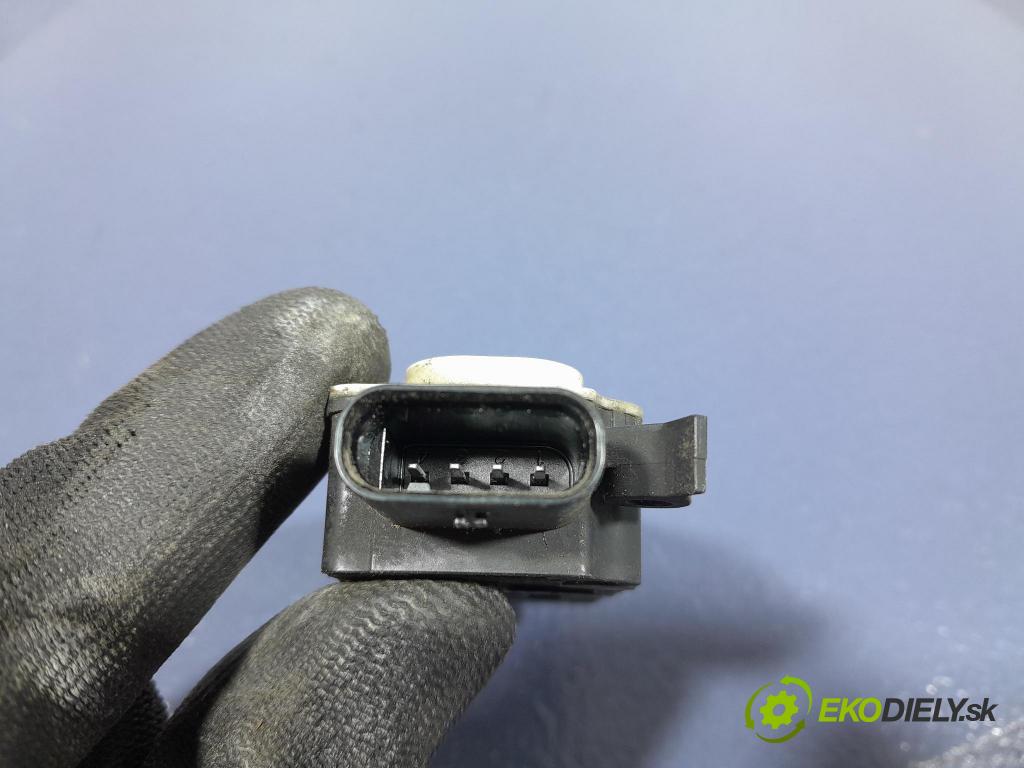 Mercedes S-klasa 2021 mřížka / Gril: 131788800059