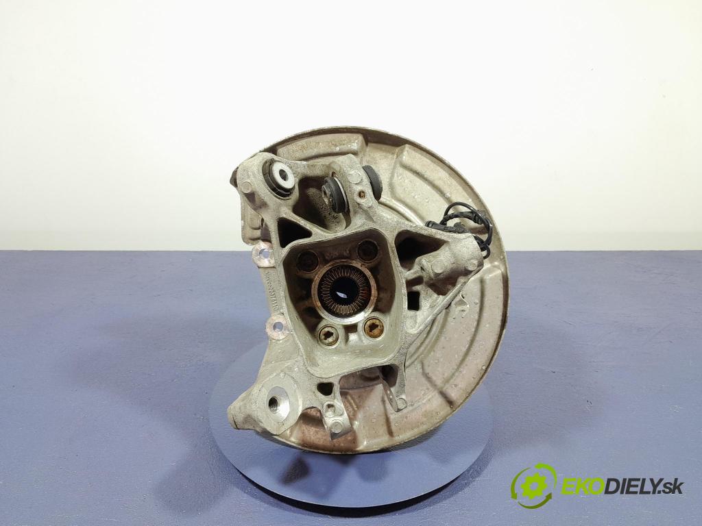 Bmw X5 2020 náboj levá 6876653