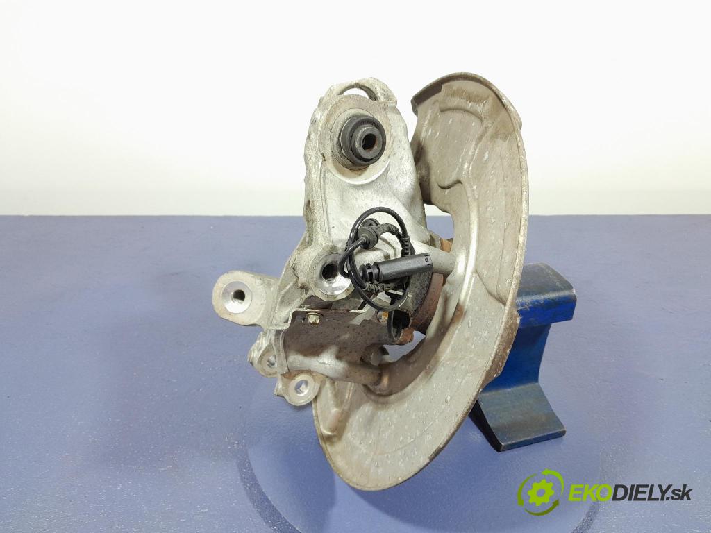 Bmw X5 2020 náboj levá 6876653