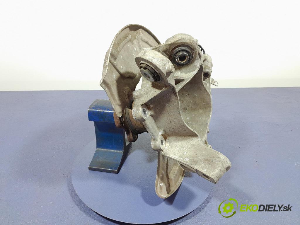 Bmw X5 2020 náboj levá 6876653