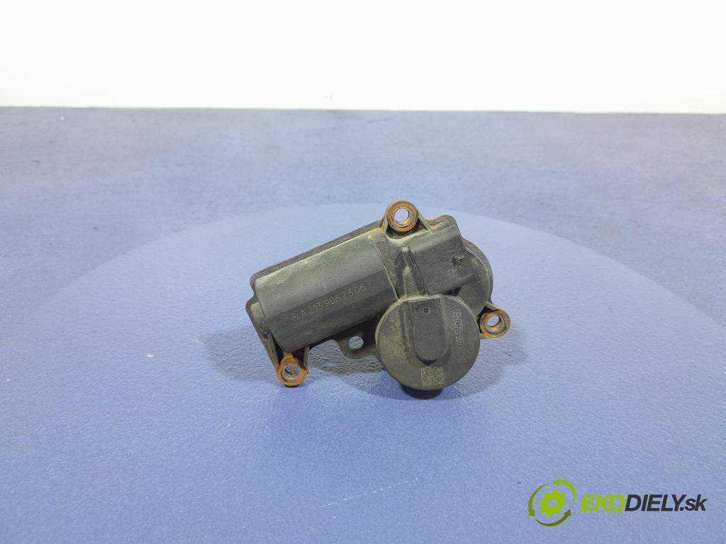 Mercedes S-klasa 2021 riadiaca jednotka A2139062306