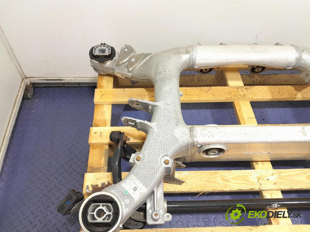 Bmw X5 2020 výztuha Pozastavenia: Zad: 6894149