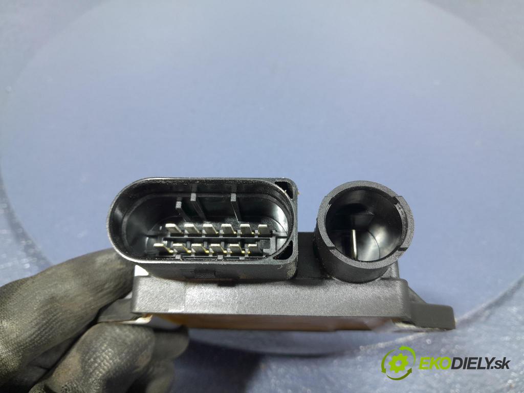 Mercedes S-klasa 2021 Relé: A6569001200