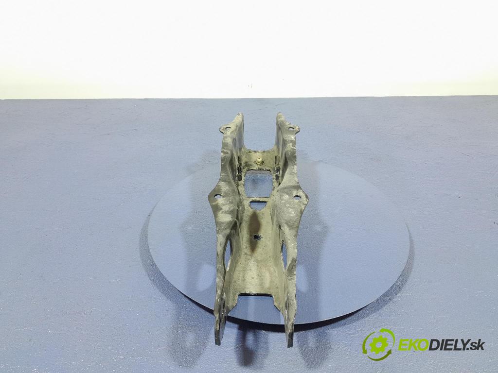 Bmw X5 2020 Zad: v pravo: 6878031