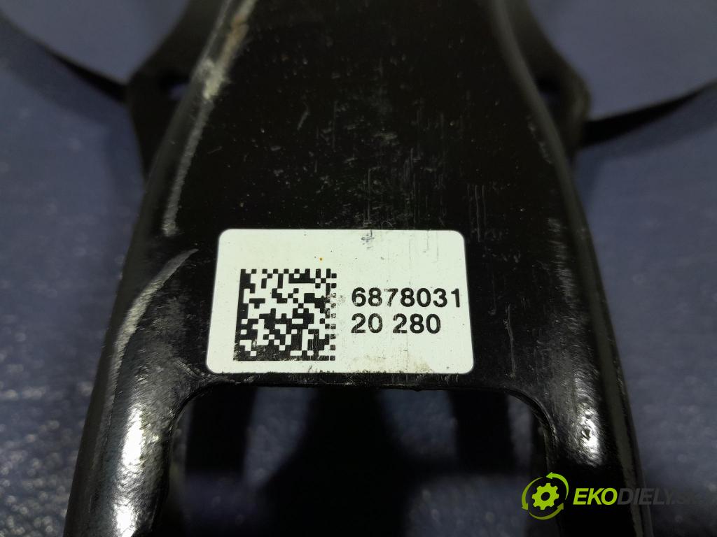 Bmw X5 2020 Zad: v pravo: 6878031