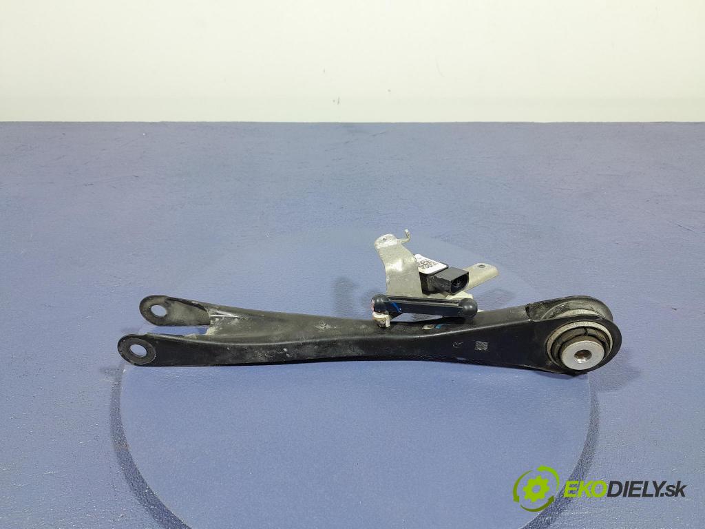 Bmw X5 2020 Zad: v pravo: 6878037