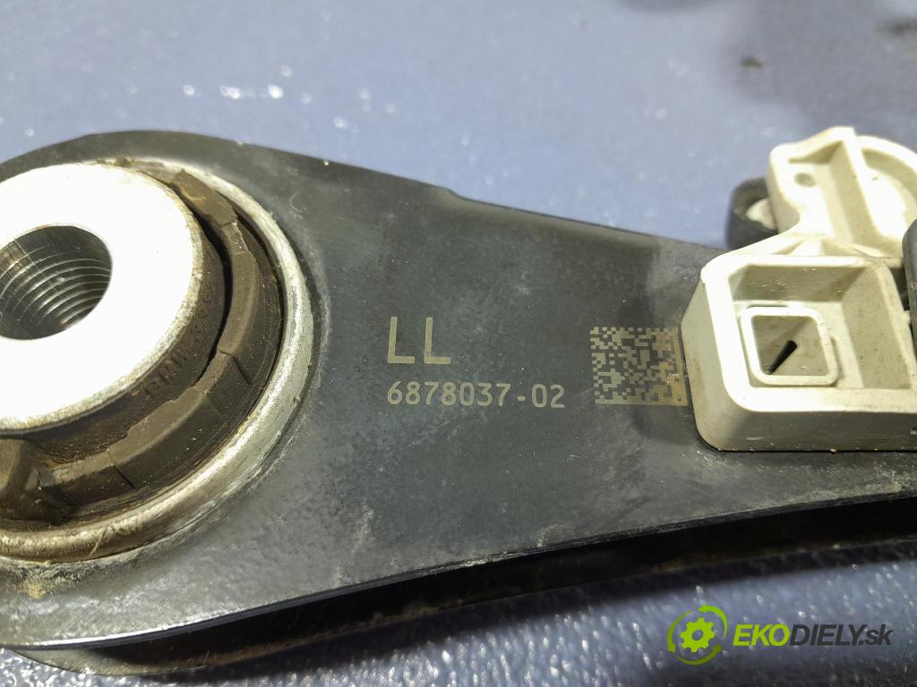 Bmw X5 2020 Zad: v pravo: 6878037