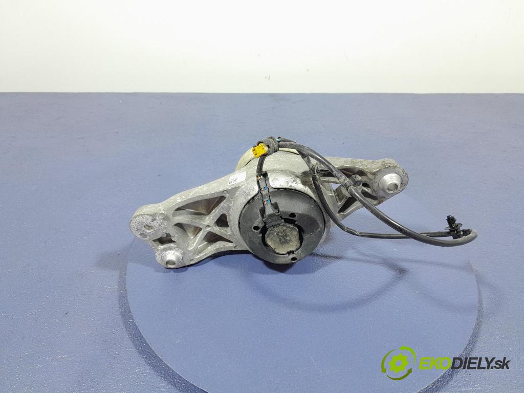 Mercedes S-klasa 2021 Vankúš/: držiak Motor: A2232409800