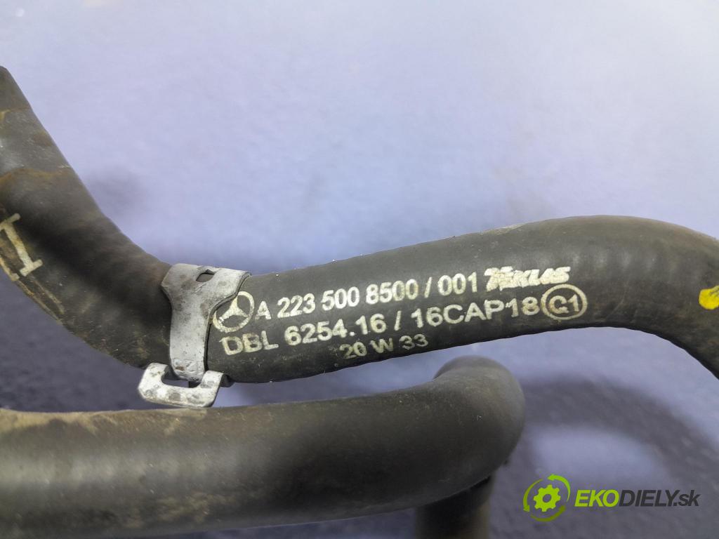 Mercedes S-klasa 2021 vstřikovač A0004904100