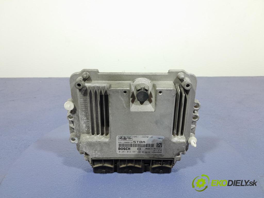 Ford Focus 2005 řídící jednotka Motor: 5M51-12A650-UA