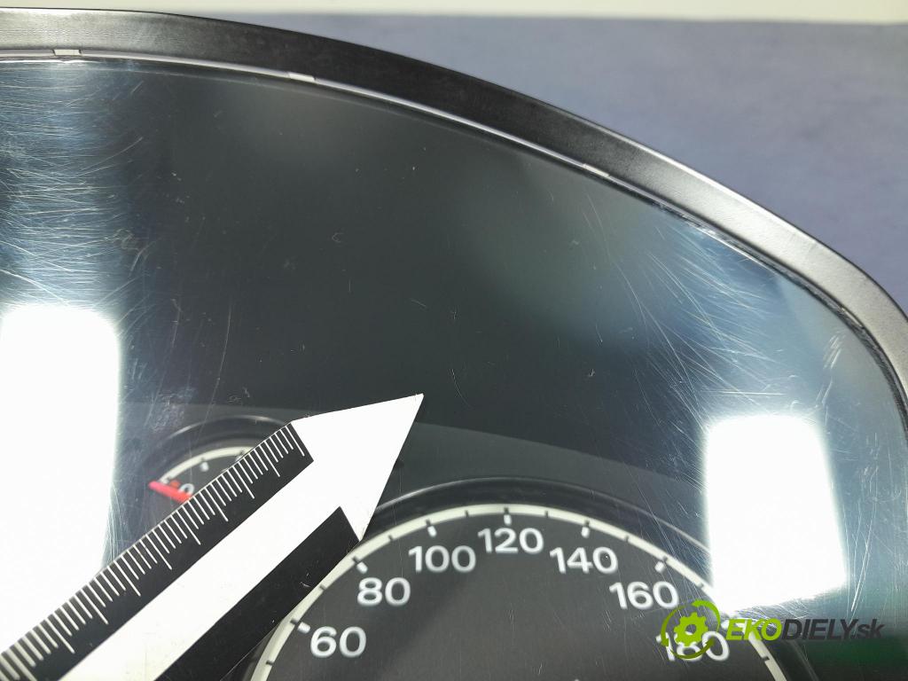 Ford Focus 2005 Přístrojová deska 3M5F-10841-A