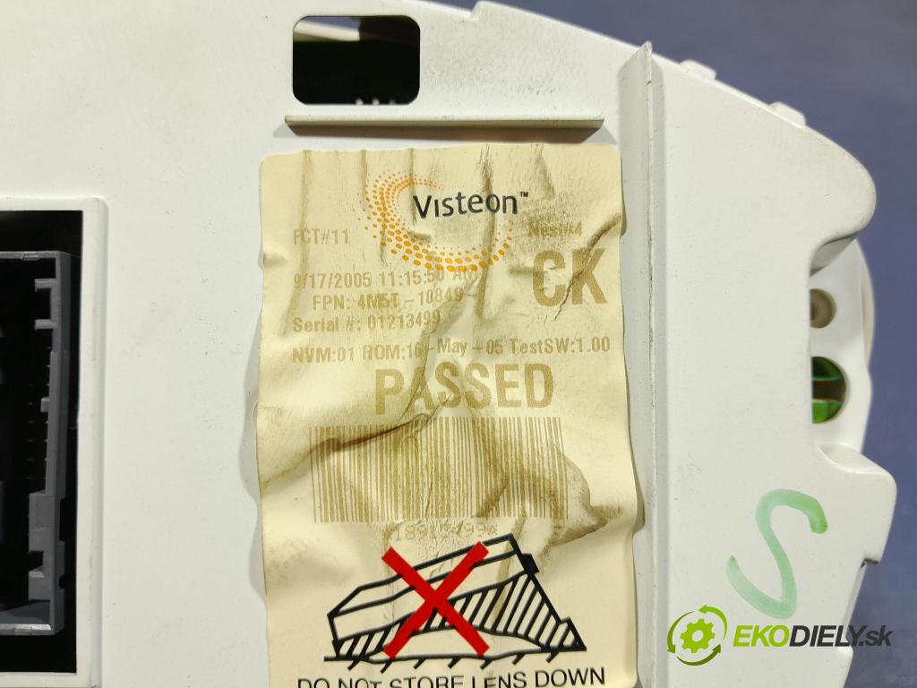 Ford Focus 2005 Přístrojová deska 3M5F-10841-A