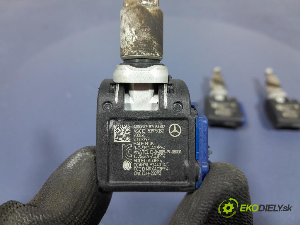 Mercedes S-klasa 2021 snímač tlaku Pneumatiky: A0009058706