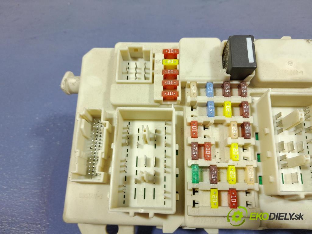 Ford C-max 2008 skrinka Poistky: 7M5T-14A073-CD