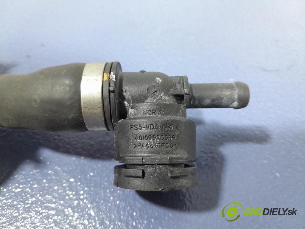 Mercedes S-klasa 2021 trubka Chladič: 