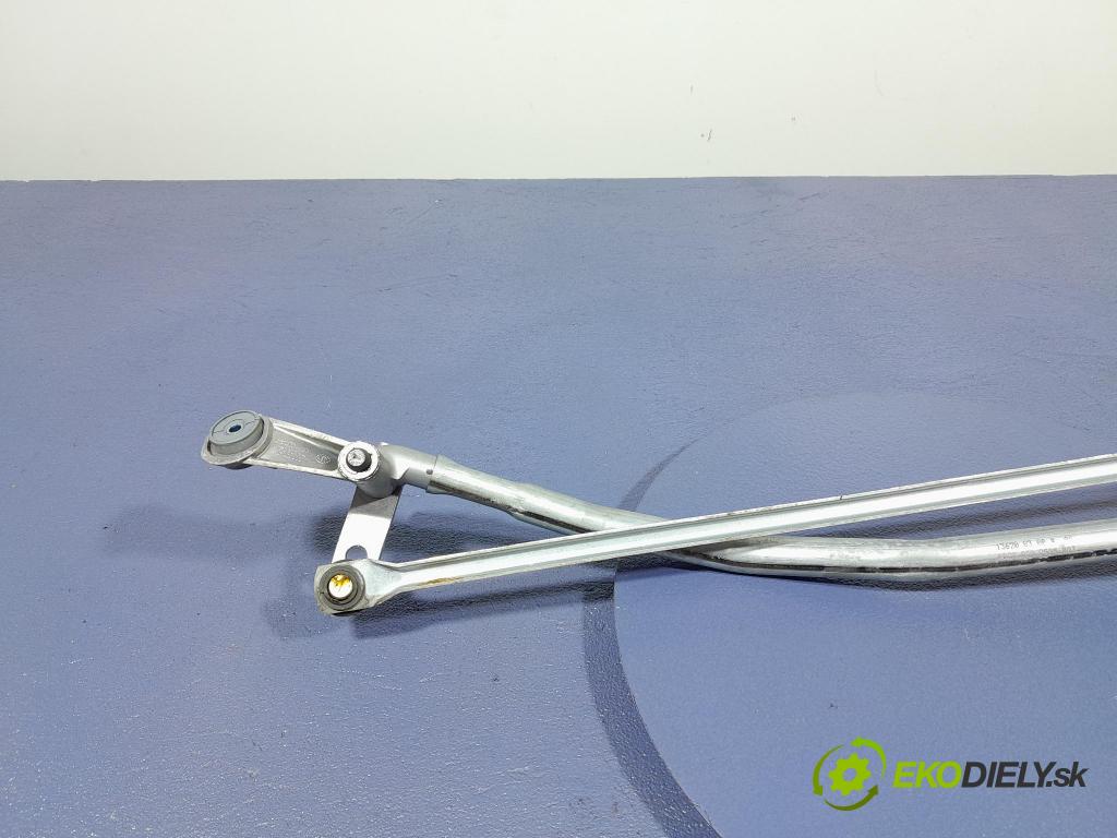 Mercedes S-klasa 2021 mechanizmus motor: Stierače: Predné A2238207005