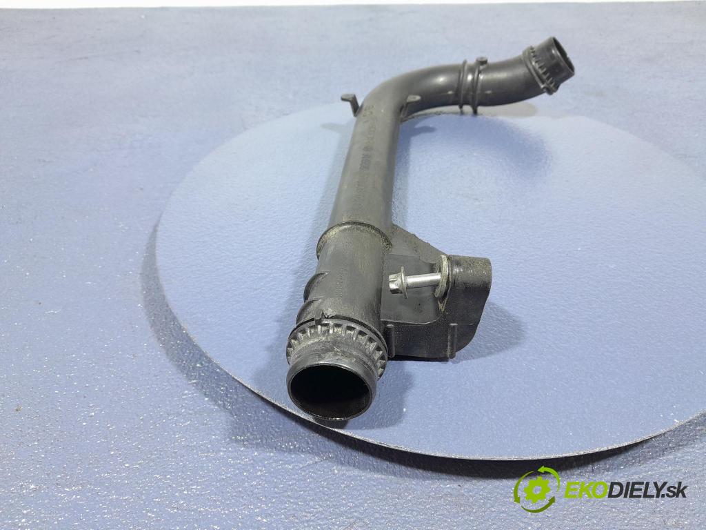 Mercedes S-klasa 2021 trubka Chladič: A6562030602