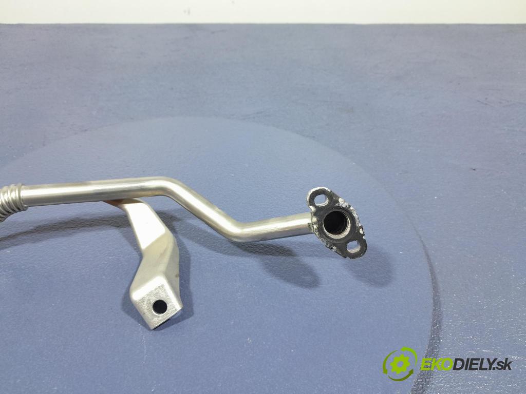 Mercedes S-klasa 2021 trubka Chladič: A6562033400