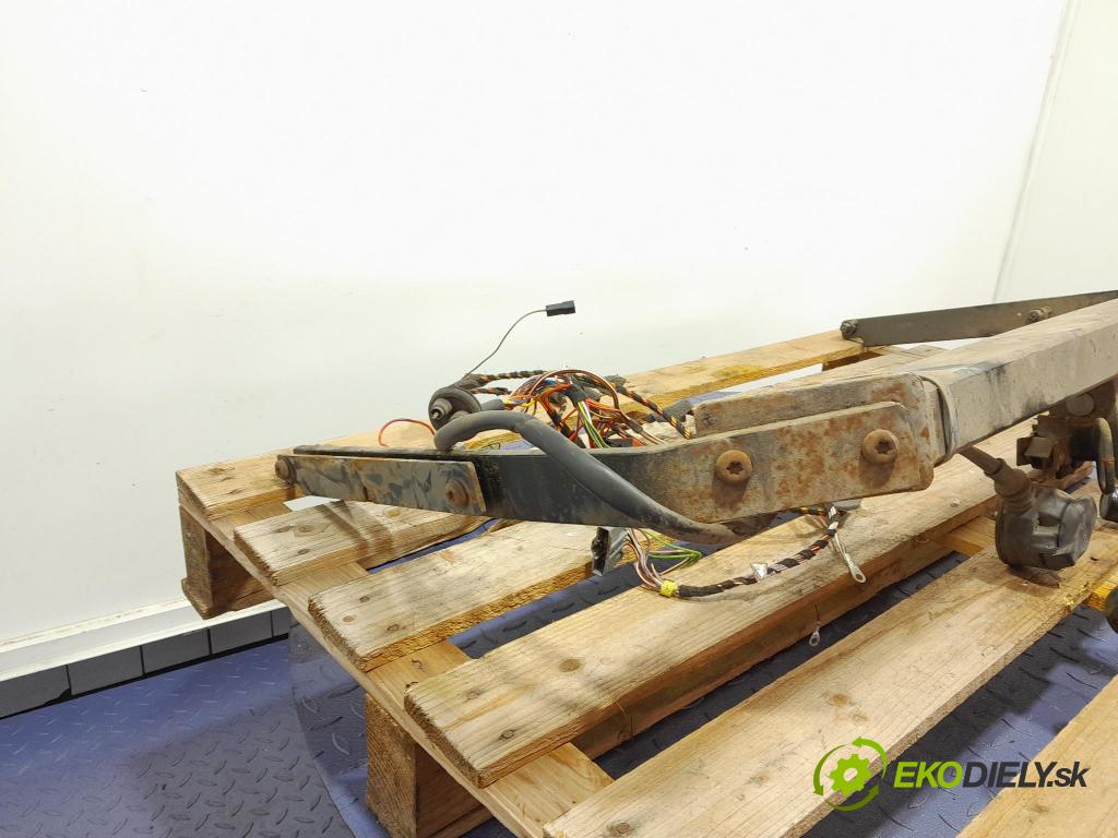 Ford C-max 2008 oko Do Přívěsy 3M5J-R19D520-B