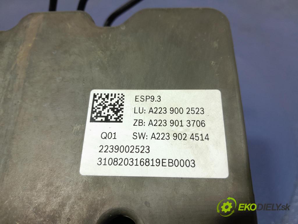 Mercedes S-klasa 2021 čerpadlo ABS x A2239002523