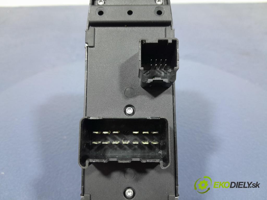 Jeep Cherokee 2016 Přepínač Sklenka: 68271203AB