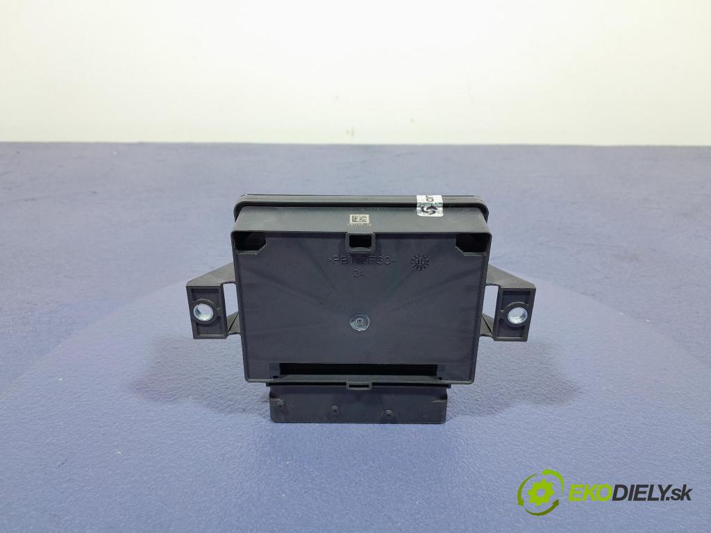 Jeep Cherokee 2016 riadiaca jednotka 68265141AB