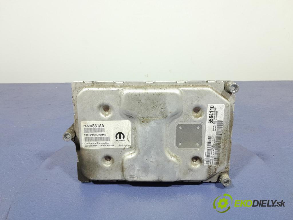 Jeep Cherokee 2016 řídící jednotka Motor: P68258531AA