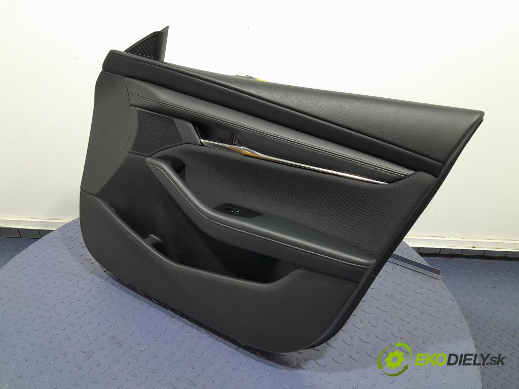 Mazda 3 2021 Tapacír: dveře před Práva: