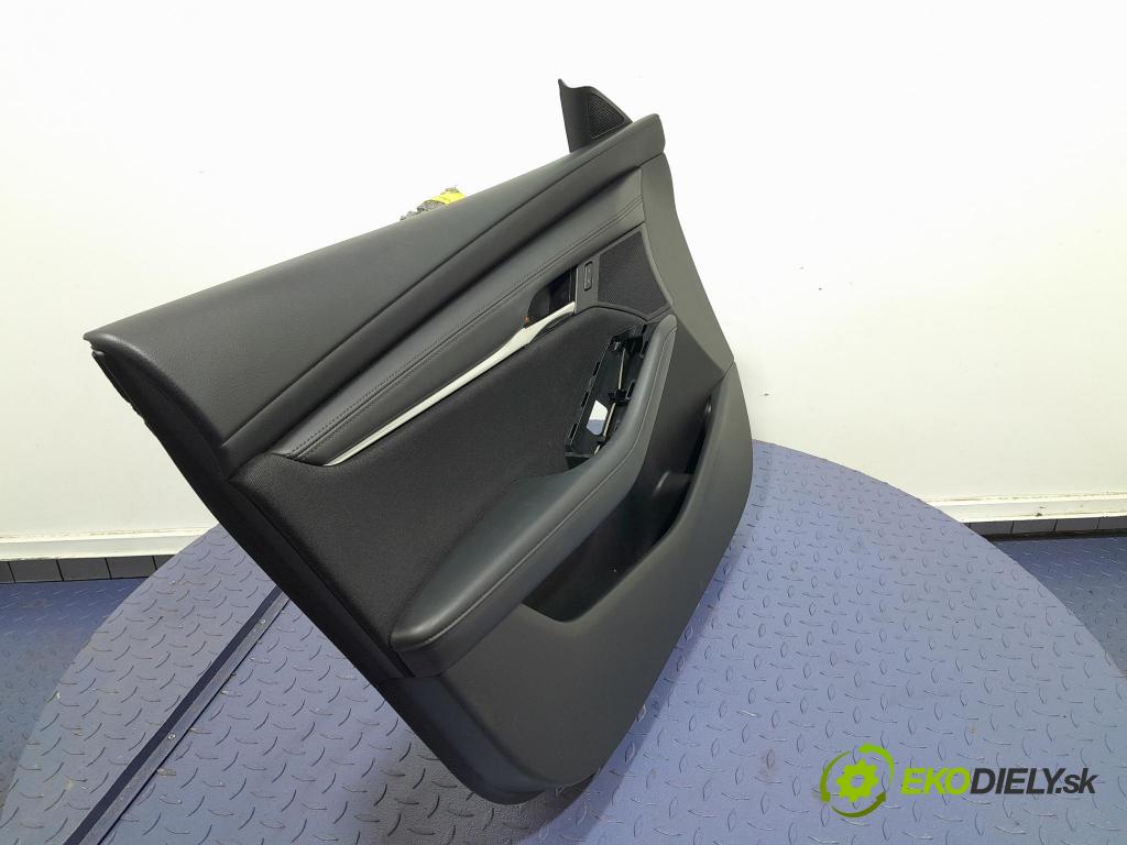 Mazda 3 2021 Tapacír: dveře před levá
